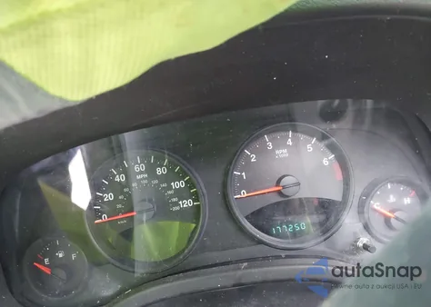 2013 Jeep Patriot Latitude z USA, uszkodzony, nr VIN 1C4NJRFBXDD177461